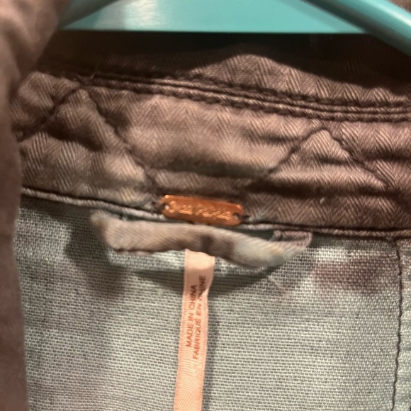 Free People Dark Gray and Aqua Wash detail Utility Jacket Women’s Small - Picture 8 of 9